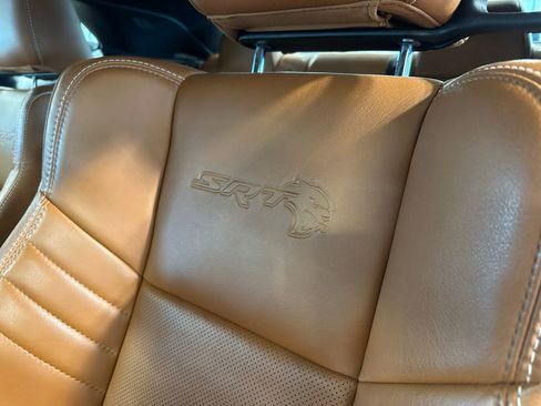 Used 2022 Dodge Challenger SRT Hellcat RWD image 18