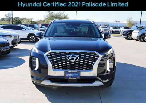 Used 2021 Hyundai Palisade Limited w/ Cargo Package image 2