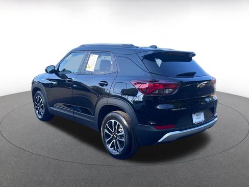 Used 2025 Chevrolet TrailBlazer LT FWD image 15