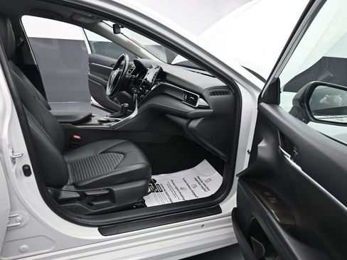 Used 2023 Toyota Camry SE image 25