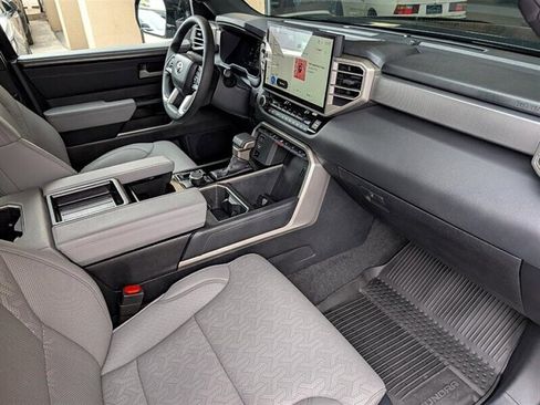 Used 2025 Toyota Tundra Limited image 7