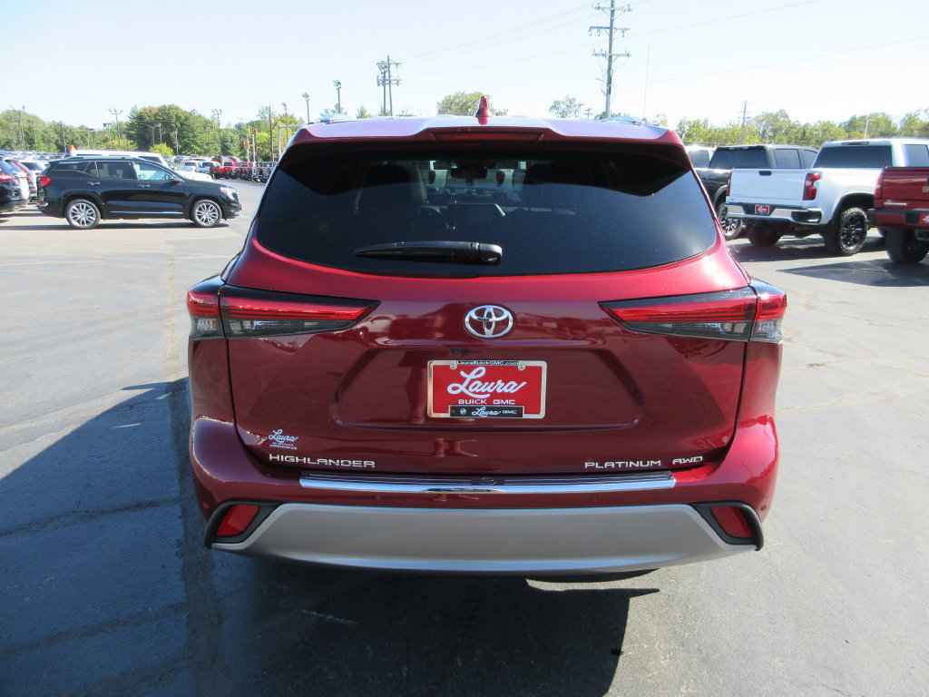 Used 2021 Toyota Highlander Platinum AWD/4WD image 6