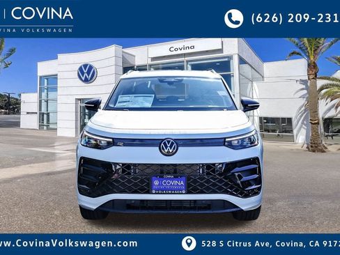 New 2026 Volkswagen Tiguan SE R-Line image 2