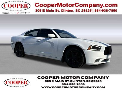 Used 2013 Dodge Charger SE w/ Connectivity Group
