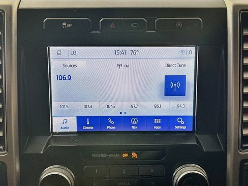 Used 2019 Ford F150 Platinum w/ Equipment Group 701A Luxury AWD/4WD image 17
