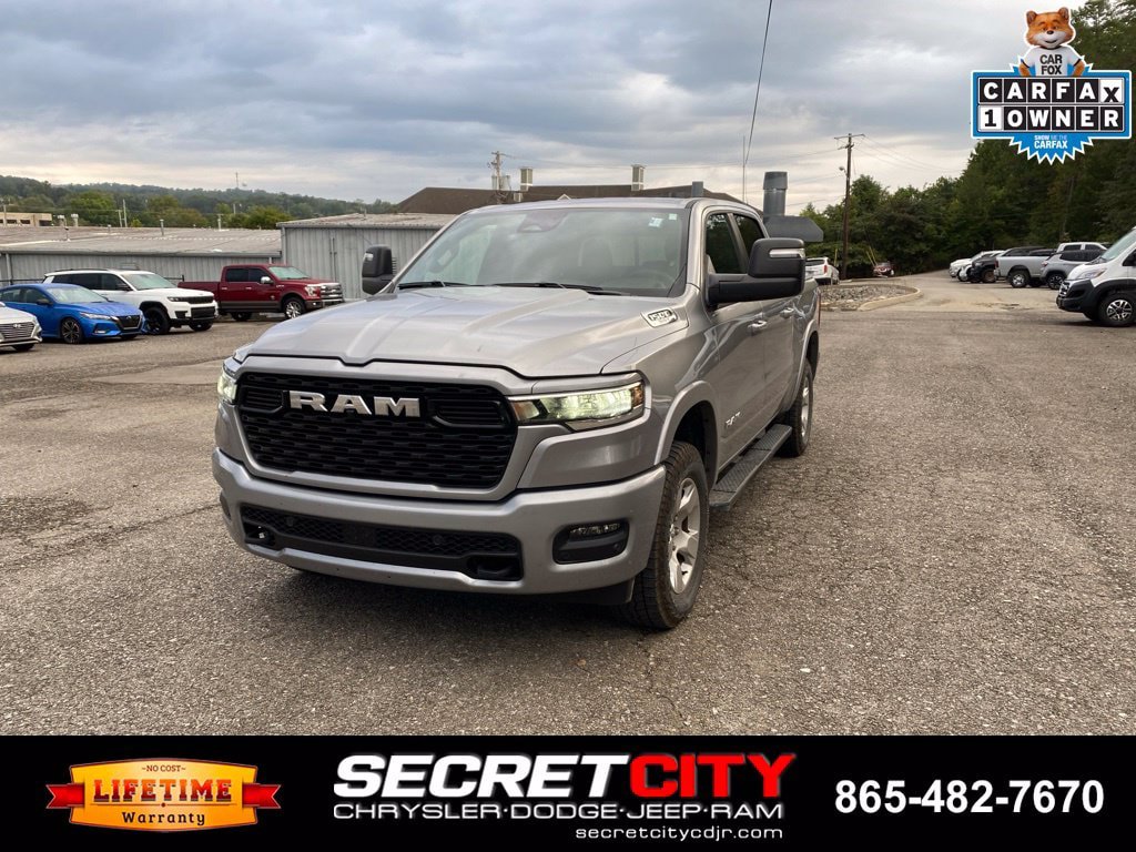 Used 2025 RAM 1500 Big Horn AWD/4WD image 1