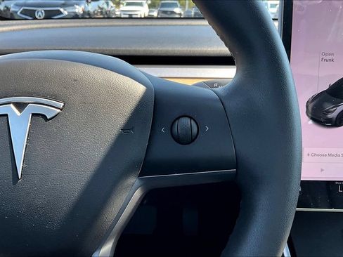 Used 2020 Tesla Model 3 Standard Range Plus RWD image 23