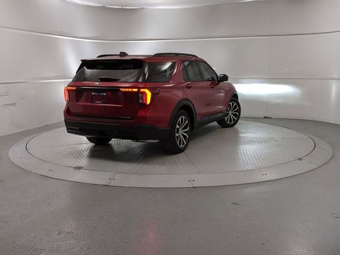New 2026 Ford Explorer ST-Line w/ Premium Package image 3