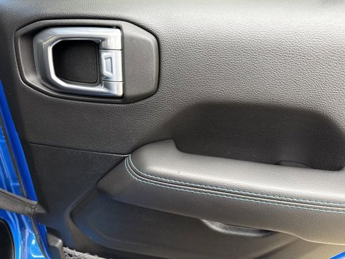 Used 2021 Jeep Wrangler Unlimited Rubicon 4xe w/ Steel Bumper Group image 39