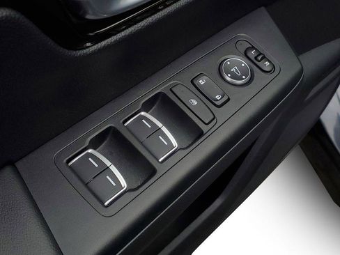 Used 2023 Honda CR-V Sport Touring image 13