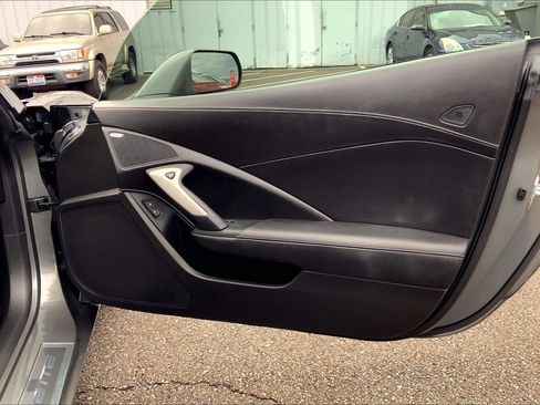 Used 2016 Chevrolet Corvette Z06 w/ 3LZ Preferred Equipment Group image 25