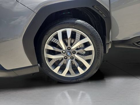 Certified 2025 Subaru Forester Touring w/ Popular Package - Touring AWD/4WD image 29