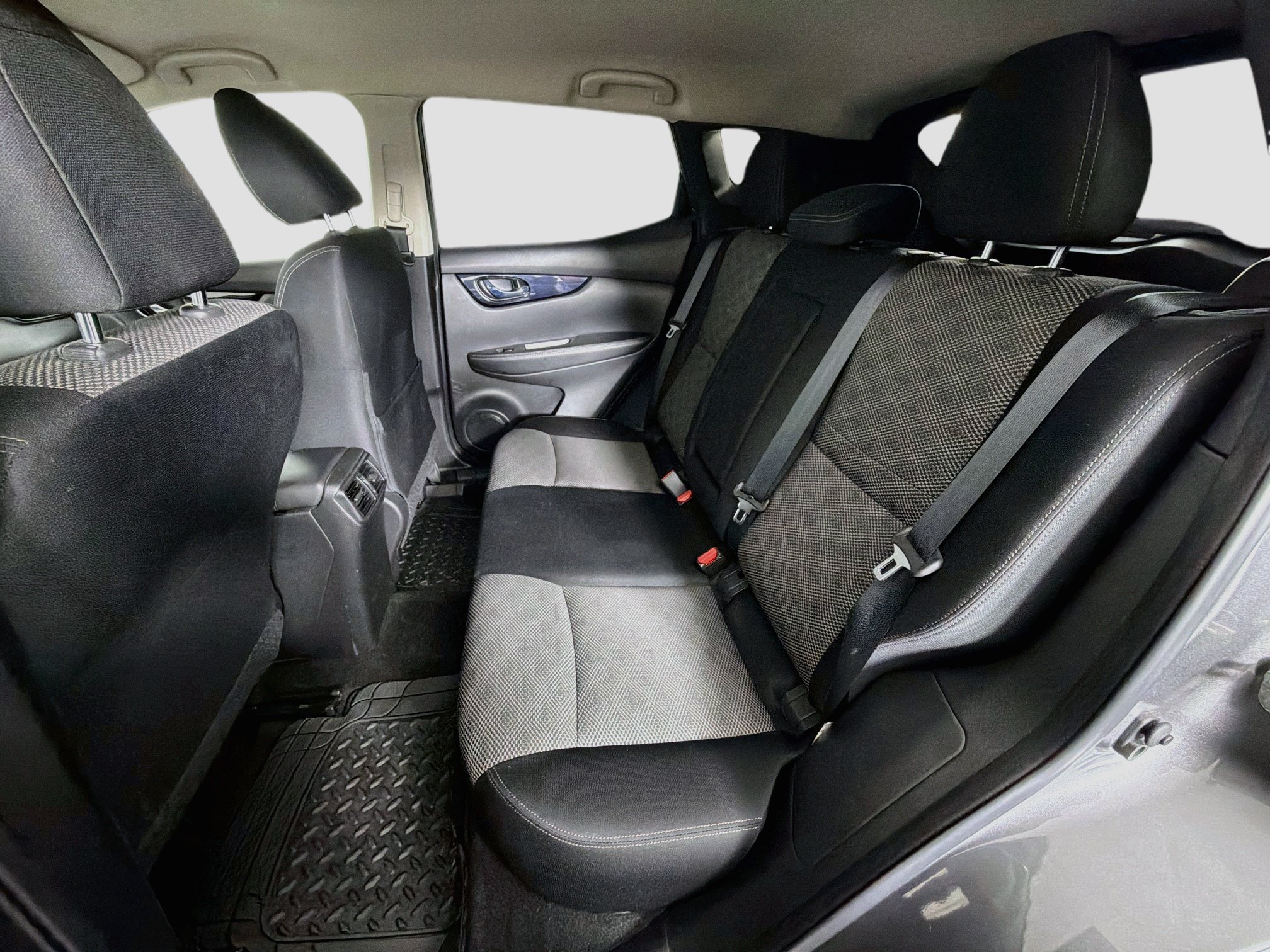 Used 2019 Nissan Rogue Sport SV w/ Technology Package FWD image 27