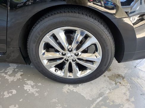 Used 2018 Kia Sedona SX Limited w/ SX Limited Prestige Package FWD image 11