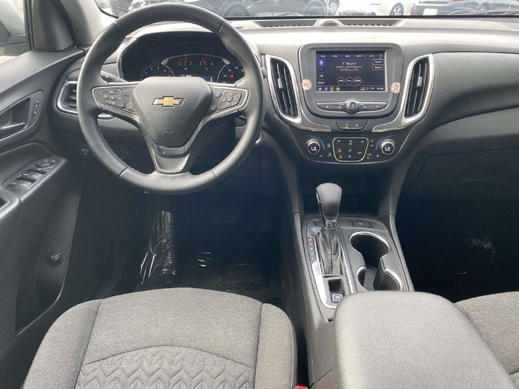Used 2024 Chevrolet Equinox LT AWD/4WD image 9