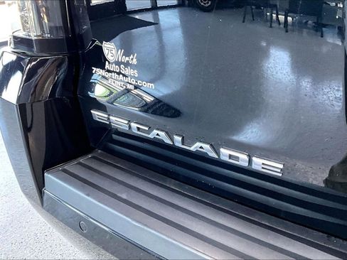Used 2015 Cadillac Escalade Premium AWD/4WD image 26