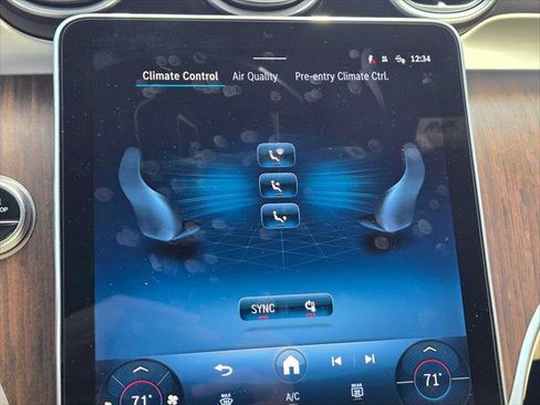 Used 2025 Mercedes-Benz GLC 350e 4MATIC image 28