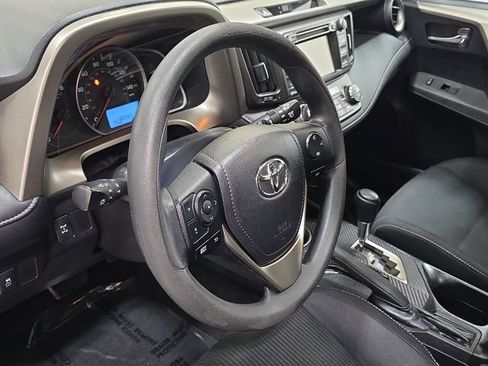 Used 2015 Toyota RAV4 XLE AWD/4WD image 14