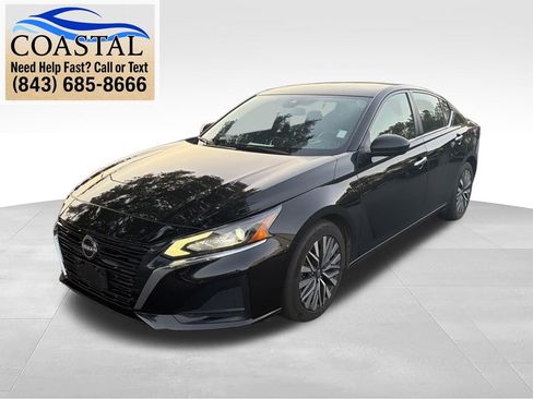Certified 2024 Nissan Altima 2.5 SV FWD image 1