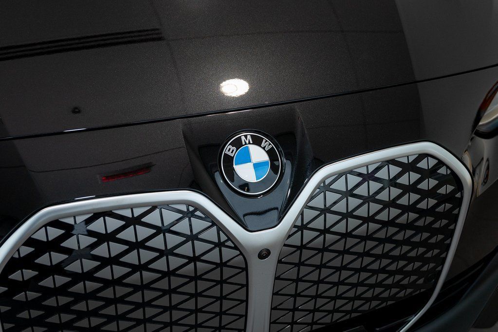 New 2026 BMW i4 xDrive40i w/ Premium Package AWD/4WD image 7