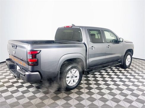 Used 2023 Nissan Frontier SV w/ Tow Package image 8