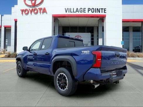 New 2025 Toyota Tacoma TRD Off-Road image 8