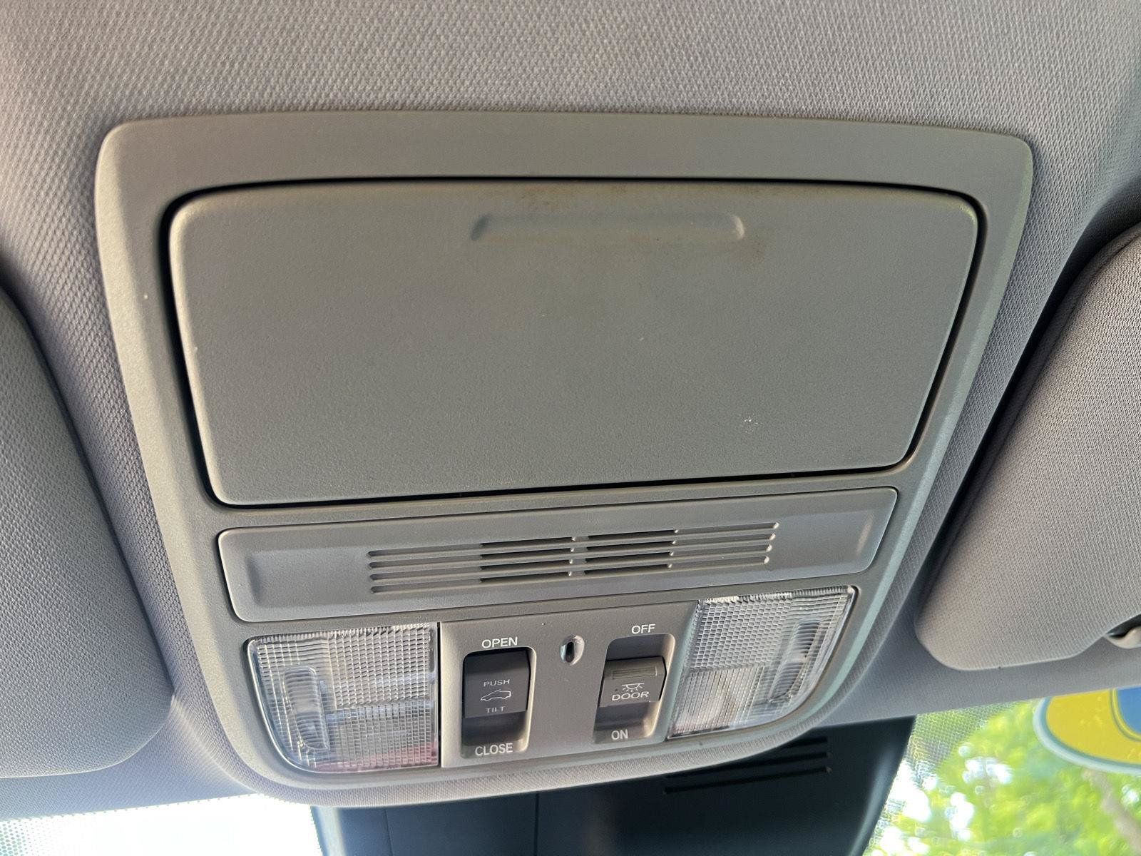 Used 2020 Honda CR-V EX image 32