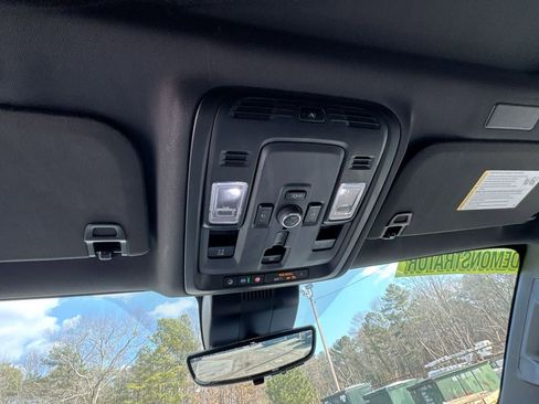 New 2025 Chevrolet Tahoe Premier image 19