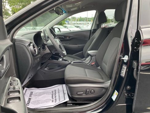 Certified 2023 Hyundai Kona SEL AWD/4WD image 13