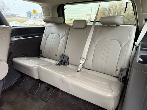 Used 2018 Ford Expedition Limited w/ Equipment Group 301A image 14