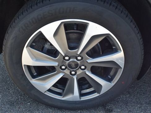 Used 2023 Ford Escape Platinum AWD/4WD image 47