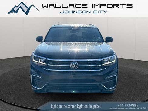 Certified 2022 Volkswagen Atlas Cross Sport SEL Premium R-Line AWD/4WD image 8