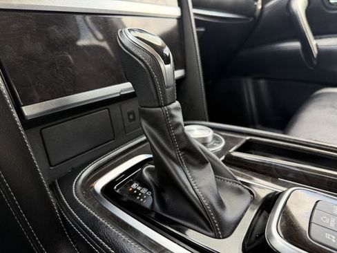 Used 2024 INFINITI QX80 Luxe image 19