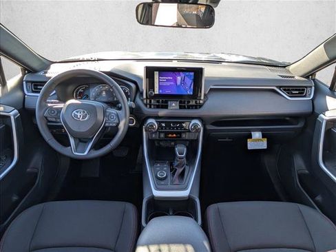 New 2025 Toyota RAV4 SE image 14