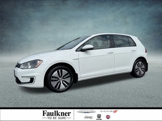 Used 2016 Volkswagen e-Golf SE image 1