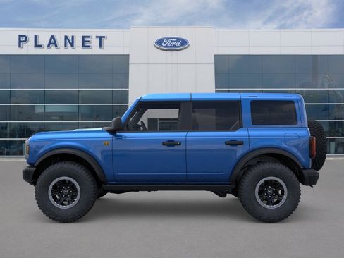 New 2026 Ford Bronco Badlands AWD/4WD image 3