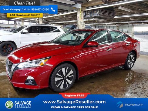 Used 2020 Nissan Altima 2.5 SV image 1