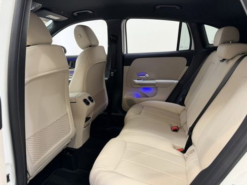 Used 2025 Mercedes-Benz GLA 250 image 17