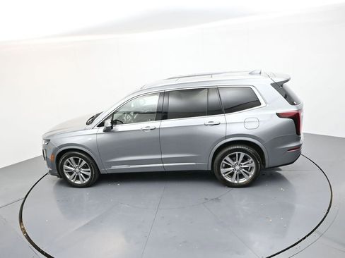 Used 2023 Cadillac XT6 Premium Luxury image 33