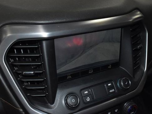 Used 2021 GMC Acadia AT4 w/ Preferred Package image 15