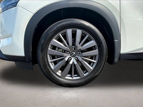 Used 2024 Nissan Pathfinder SL w/ SL Premium Package AWD/4WD image 35