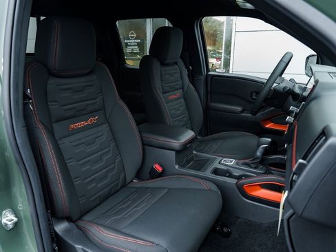 New 2026 Nissan Frontier PRO-4X w/ Pro-4x Convenience Package image 28