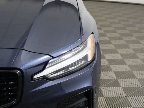 Used 2024 Volvo S60 B5 Core image 14