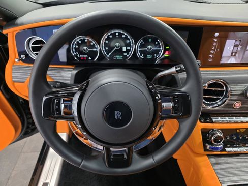 Used 2024 Rolls-Royce Ghost w/ Ghost Package image 20