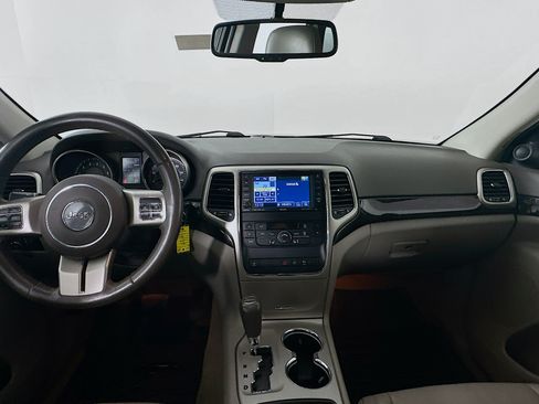 Used 2011 Jeep Grand Cherokee Laredo AWD/4WD image 26