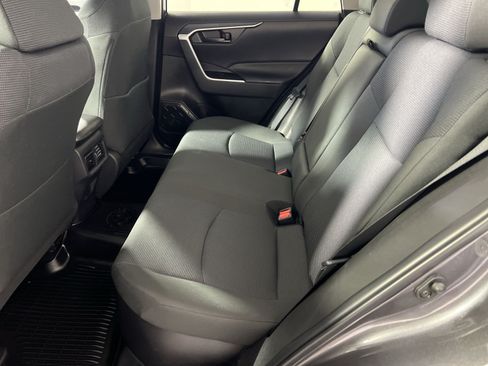 Used 2022 Toyota RAV4 LE AWD/4WD image 26