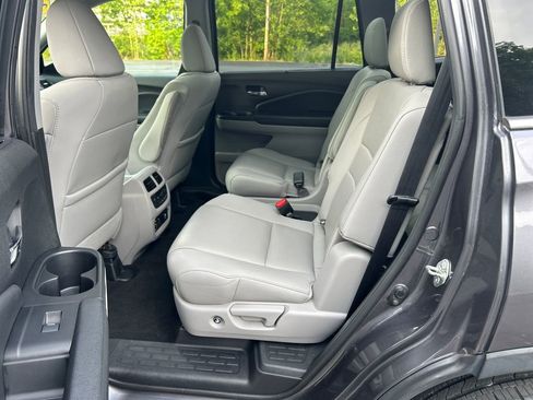 Used 2017 Honda Pilot Elite image 28