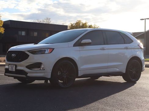 Used 2020 Ford Edge ST w/ Equipment Group 401A image 11