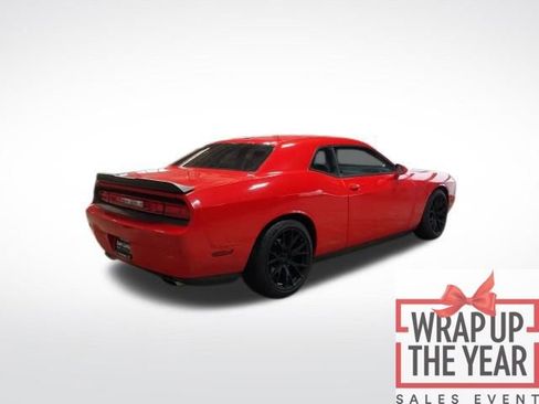 Used 2014 Dodge Challenger R/T w/ Blacktop Package image 25