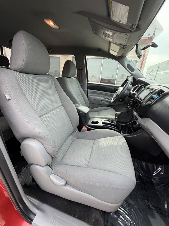 Used 2014 Toyota Tacoma PreRunner w/ Convenience Package RWD image 28